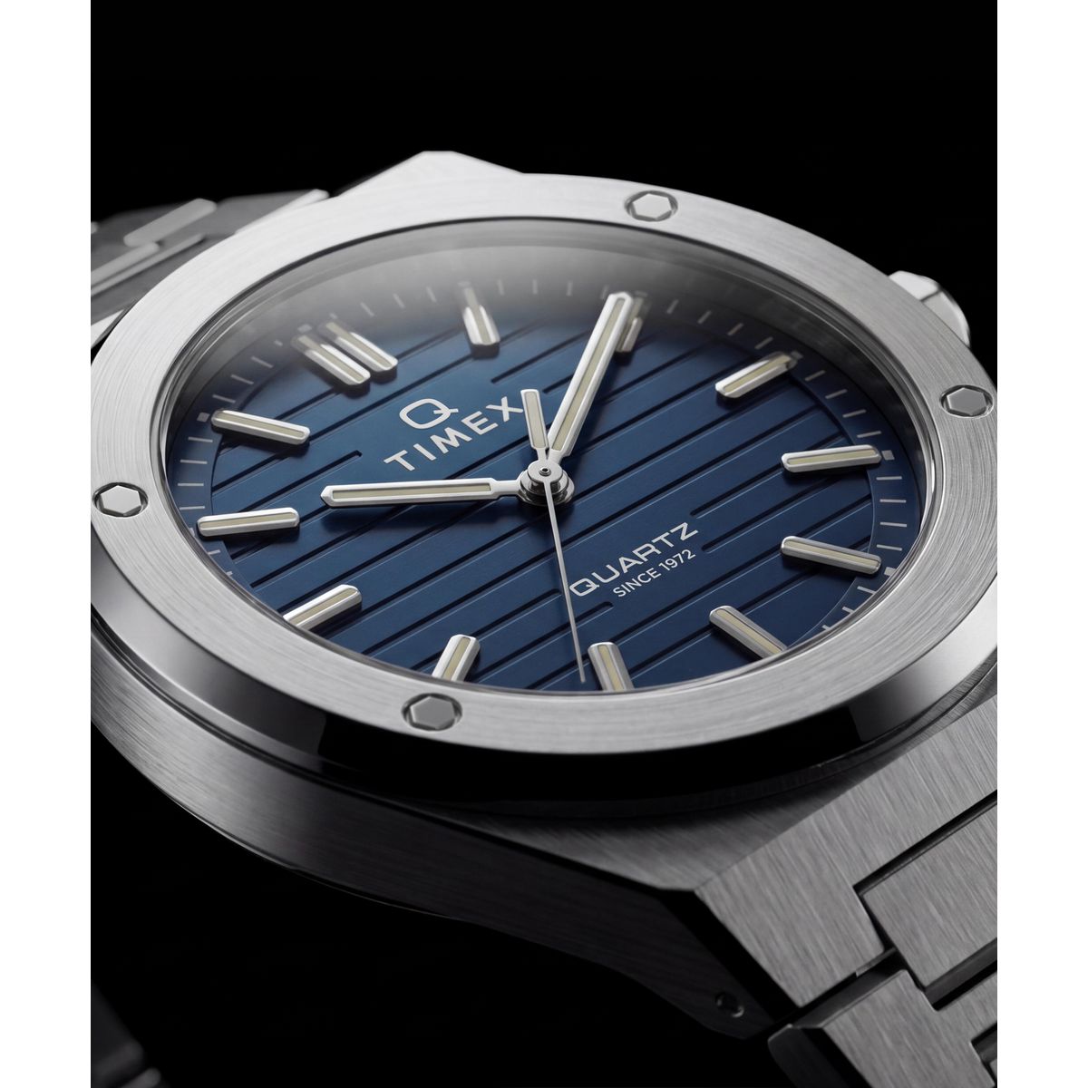 Timex Q Marbella Blue Dial Silver Stainless Steel Strap Men's Watch TW2Y81400UJ - view 7