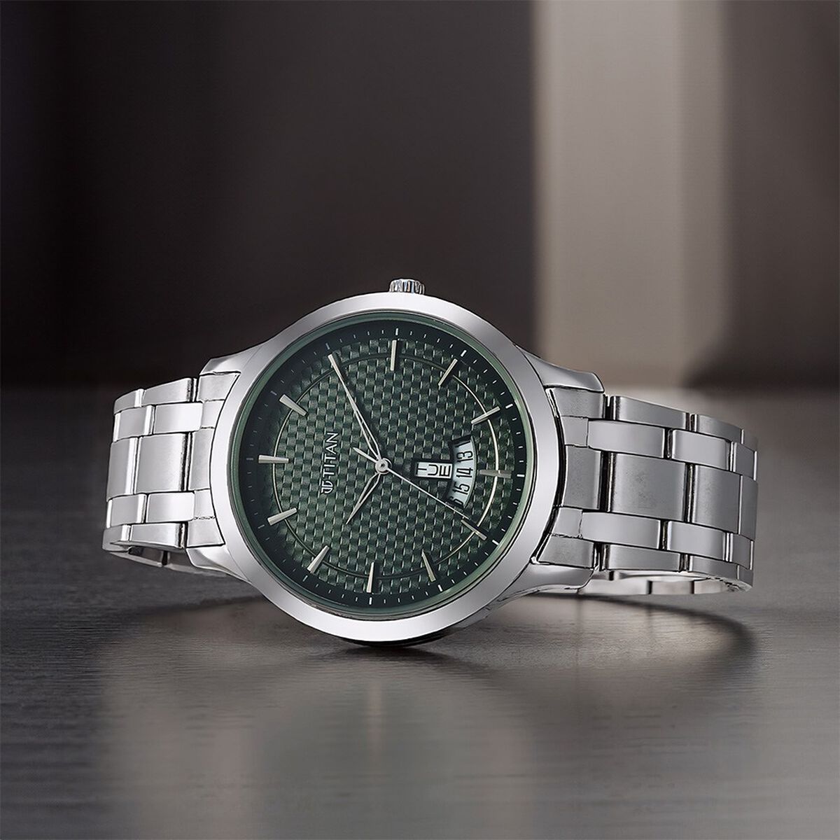 Titan Karishma Green Dial Silver Stainless Steel Men's Watch view 1